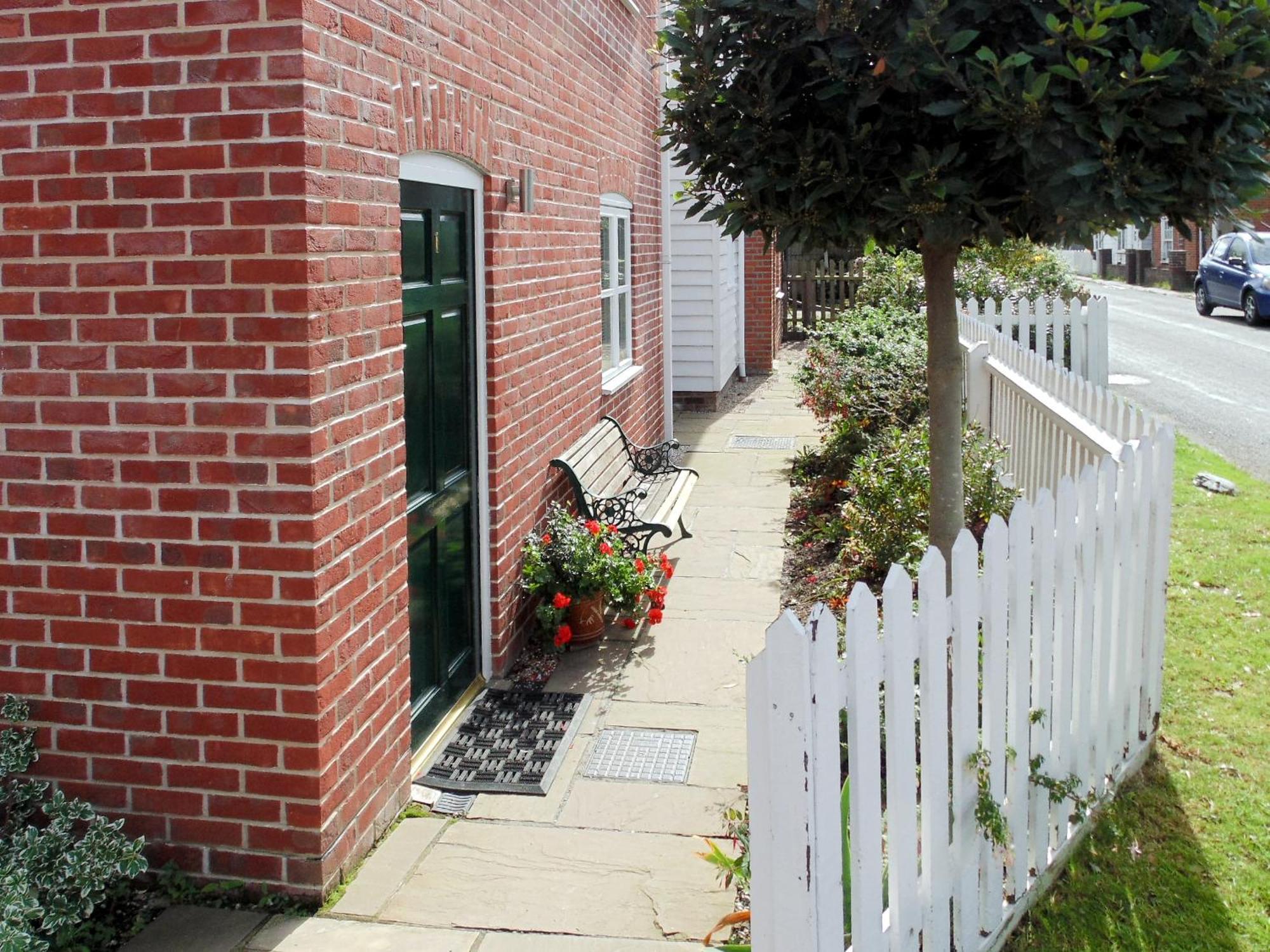 Baytree Cottage 1 Birch Exterior photo